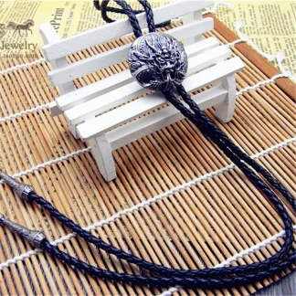 Dragon Head Chain Hang Bolo Tie